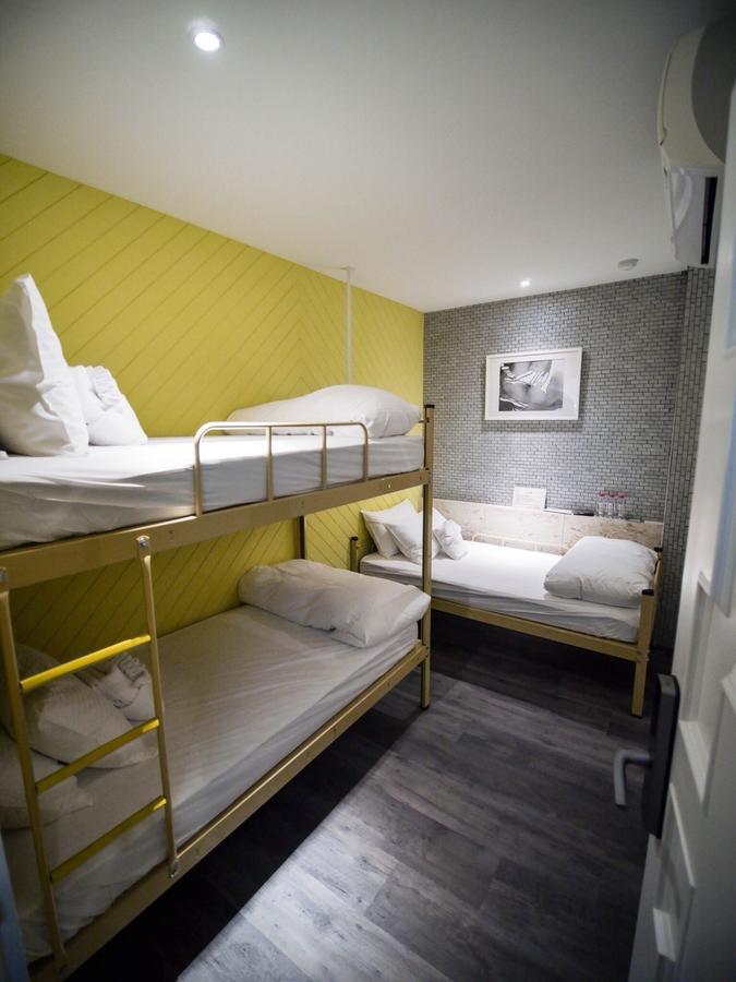 King Wow Inn Tainan Extérieur photo