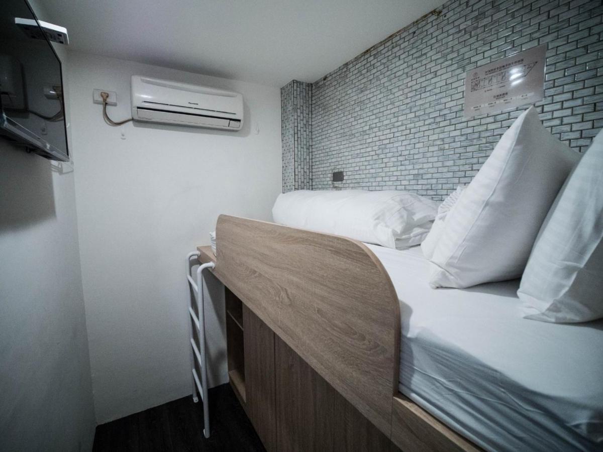 King Wow Inn Tainan Extérieur photo